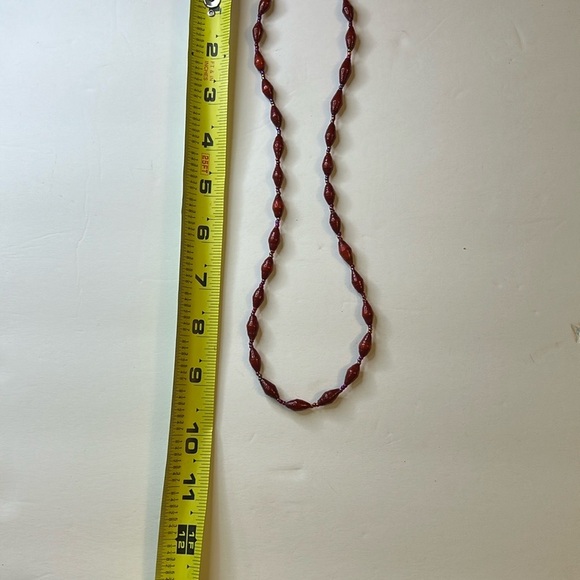 Elegant Red Beaded Necklace - Picture 6 of 6